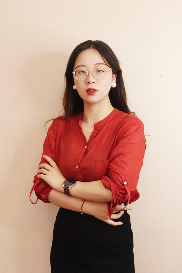 佛坪张治华 本科学历，毕业于陕西师范大学